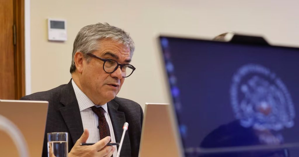 Chile posterga reavalúo de propiedades y ajusta fondo municipal