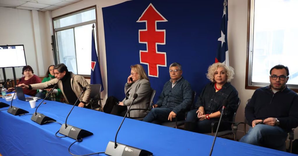 Controversia por el Apoyo de la DC a Jeannette Jara Causa Revuelo