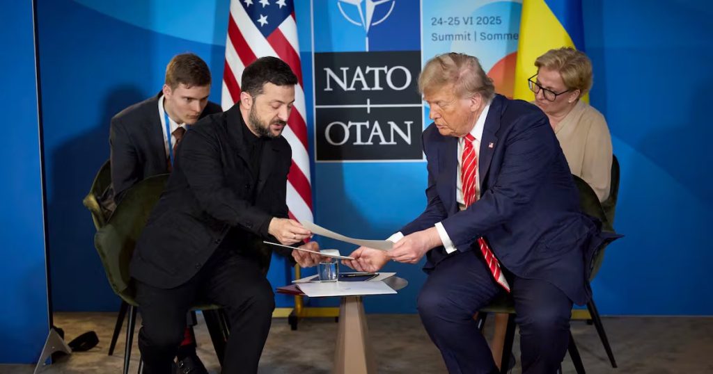 Estados Unidos detiene envío de armas críticas a Ucrania