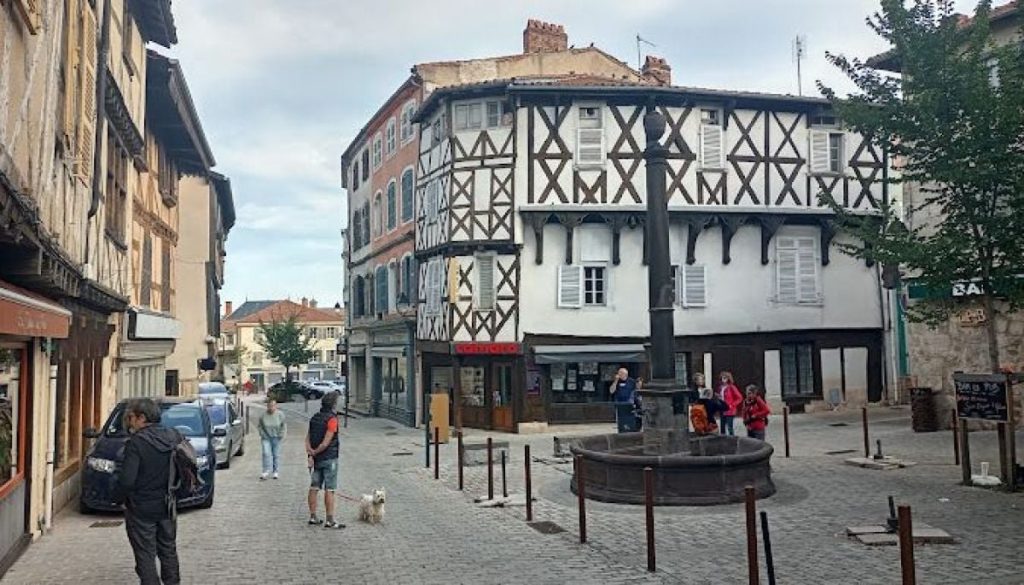 Pueblo Francés Ofrece Casas por un Euro para Revitalizarse en Chile