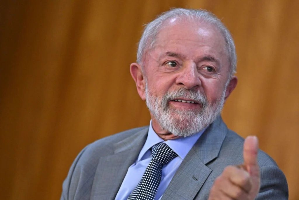 Lula visita Chile en medio de tensiones con EE.UU. y la cumbre progresista