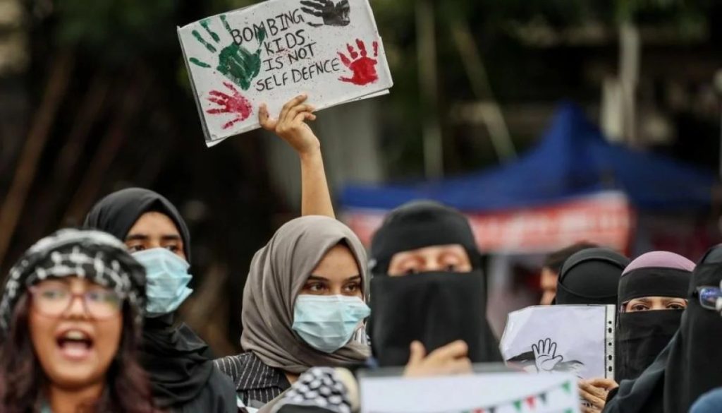 Netanyahu intensifica ofensiva en Gaza ante crecientes tensiones.