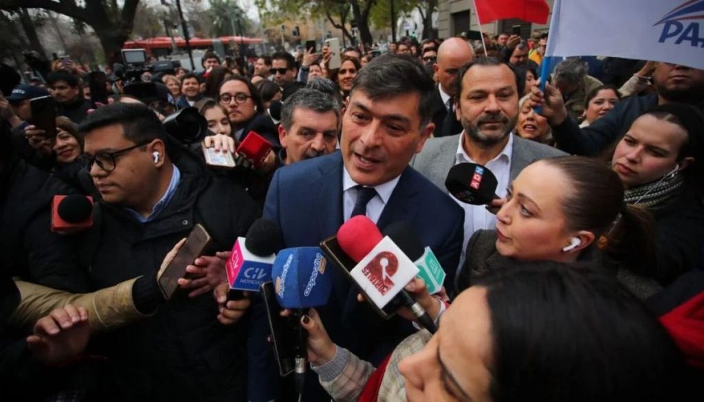 Franco Parisi propone autopréstamos de AFP y beneficios fiscales.