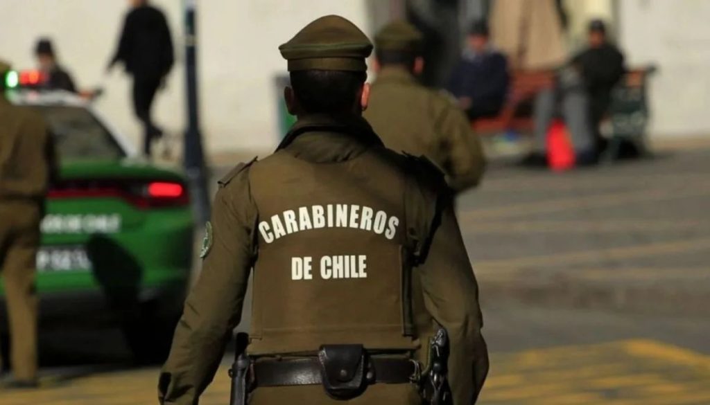 Condenan a tres carabineros por brutalidad en protestas de Ñuñoa