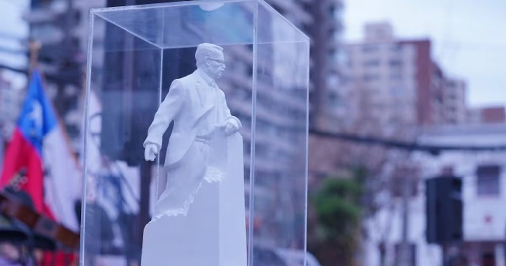 Controversia por cambio de nombre en avenida Salvador Allende