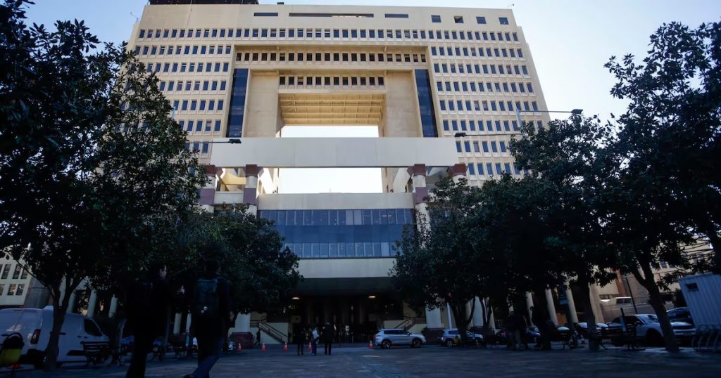 Congreso Chileno Impone Estrictas Normas para Gastos Electorales