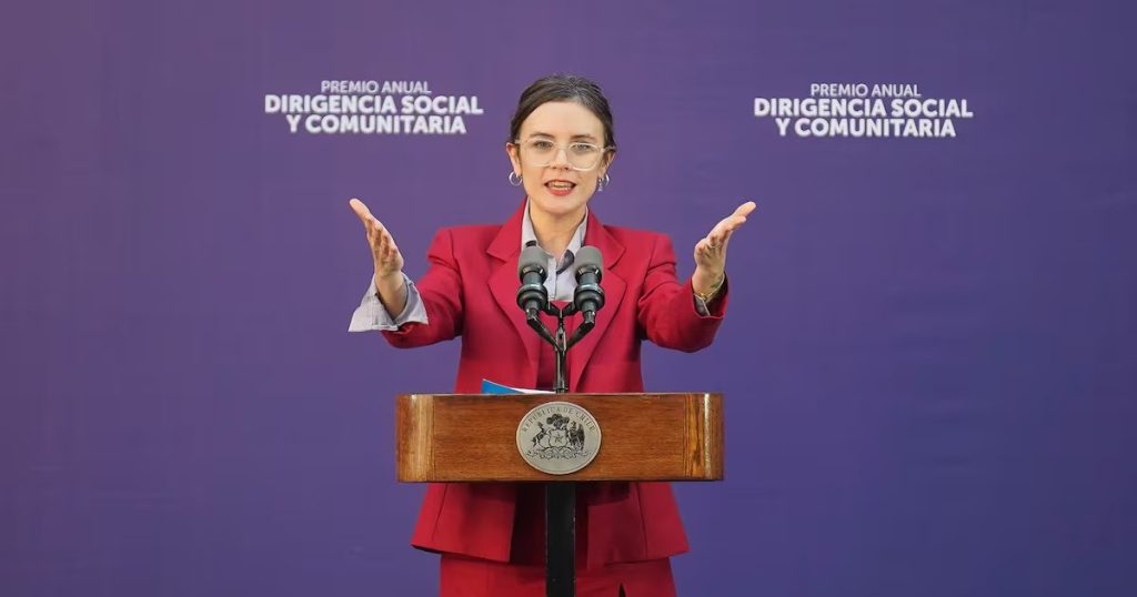 Gabriel Boric reafirma confianza en Camila Vallejo