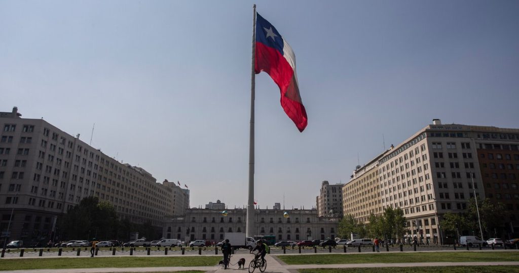 Aumento de Trabajadores Públicos en Chile: Detalles y Consecuencias.