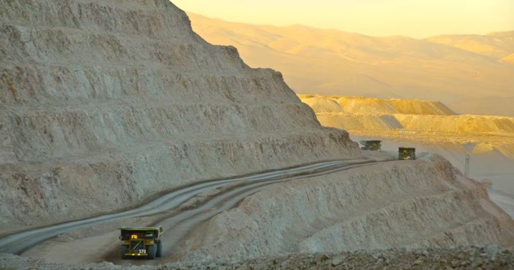 Alzas Imprevistas en Avalúos Fiscales Afectan a Comunas Mineras