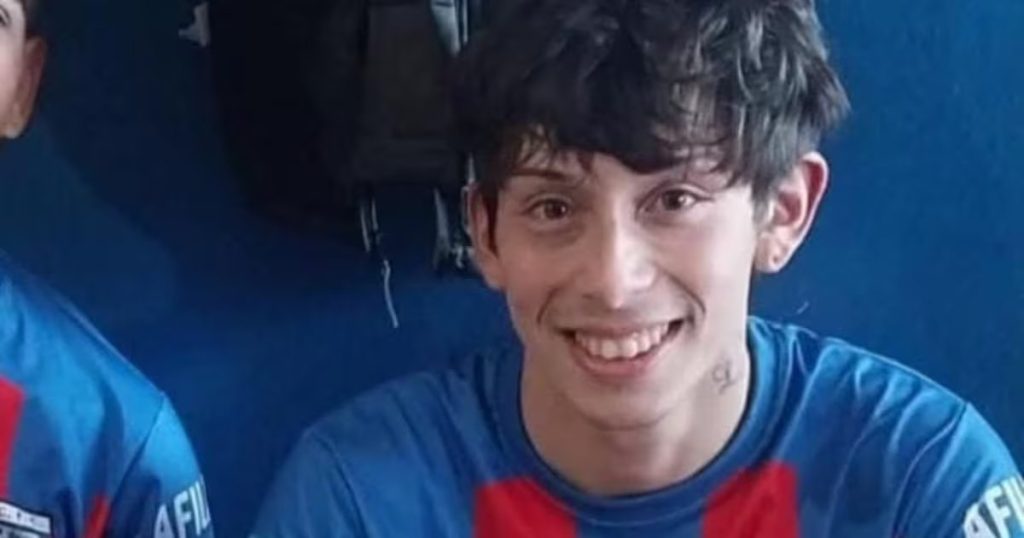 Intensa búsqueda de joven futbolista desaparecido en río Bueno