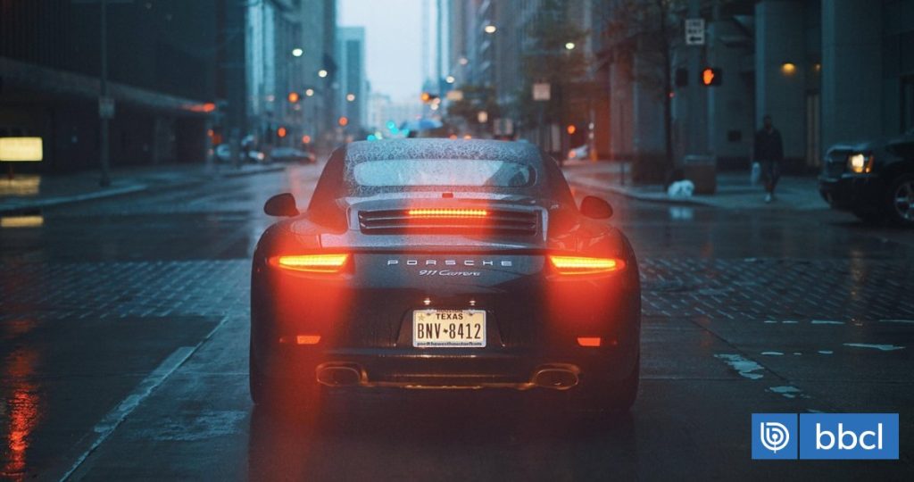 Volkswagen y Porsche ajustan su rumbo y sacuden el mercado automotriz.