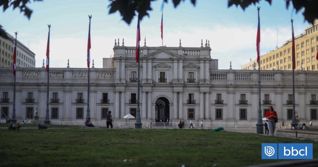 Congelación de empleos públicos: ¿una solución o un problema?