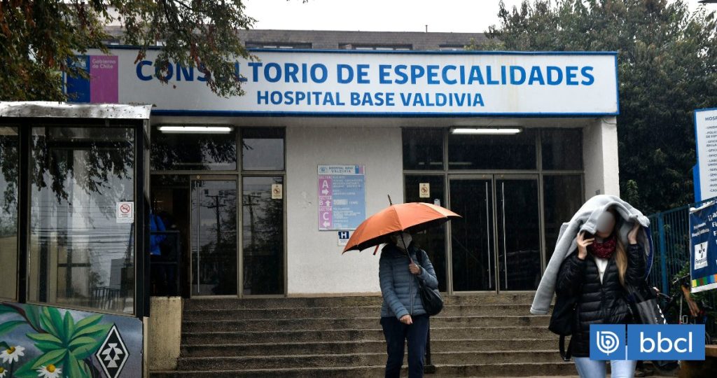 Acoso laboral en Hospital de Valdivia: Exfuncionario demanda por $45 millones.