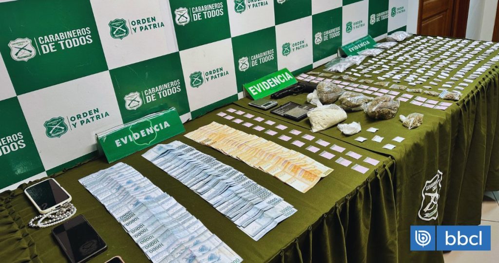 Desmantelan red de tráfico de drogas en Lebu tras amplio operativo policial.