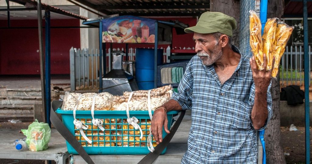 La Impactante Devaluación del Bolívar Frente al Dólar en Venezuela