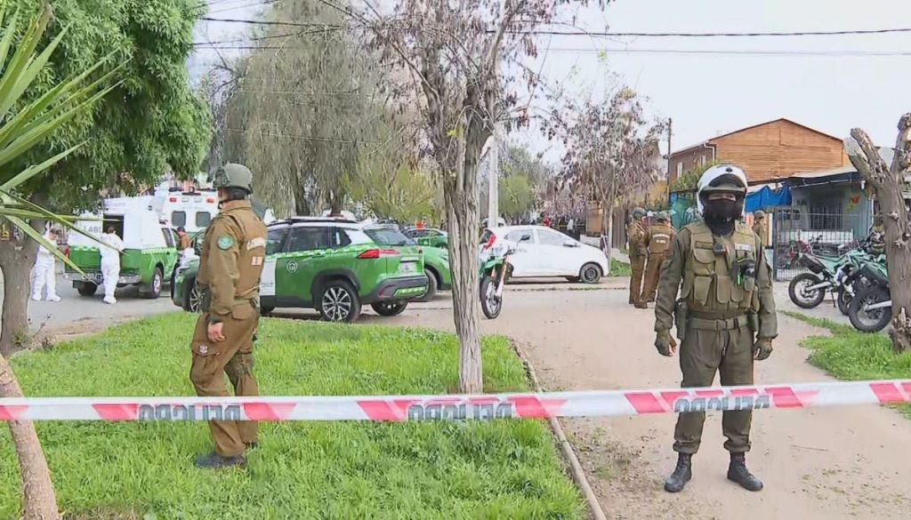 Carabinero dispara en defensa propia tras ser embestido