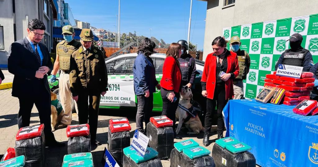 Incautan 850 kilos de marihuana en San Antonio con destino a RD