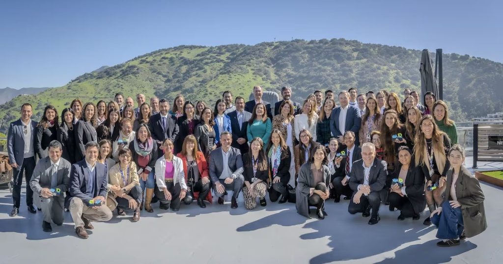 Iniciativa Empresarial Impulsa el Empleo Juvenil en Chile