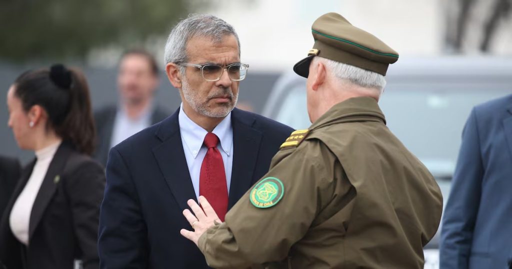 Decisión Rápida: Coronel de Carabineros Retirado por Robo de Armas.