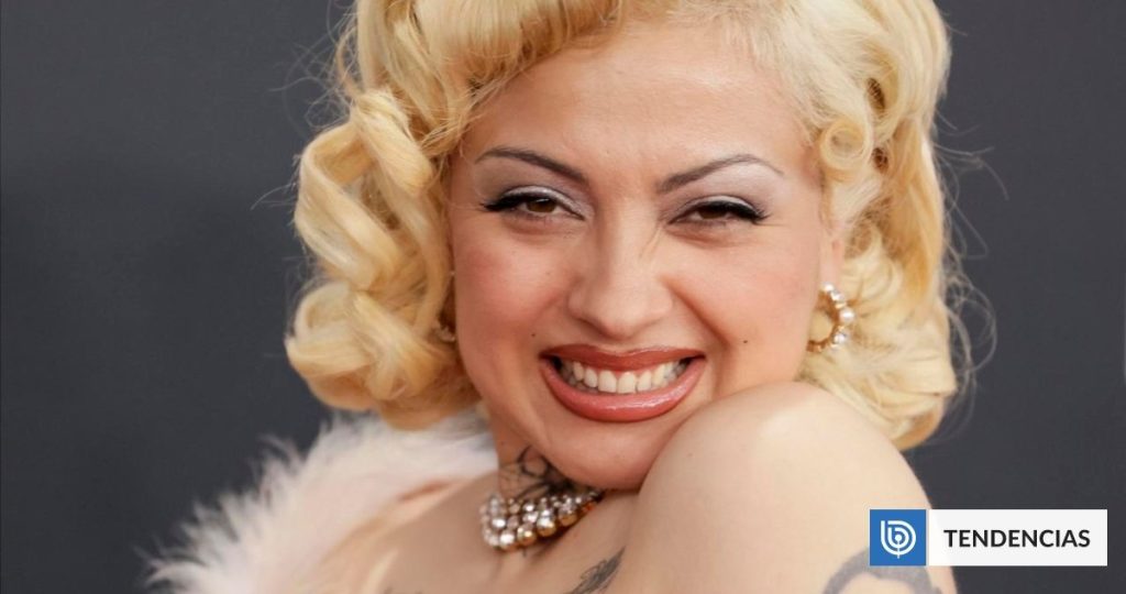 Mon Laferte brilla en los Latin Grammy 2025 con dos nominaciones.