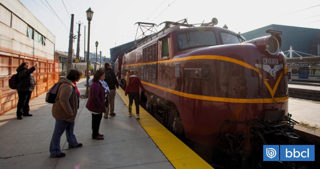 Nuevos Recorridos del Tren del Recuerdo: Vive la Tradición en Rieles