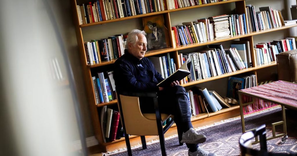 Juan Casassus: Innovación Educativa en la Era Moderna y su Impacto