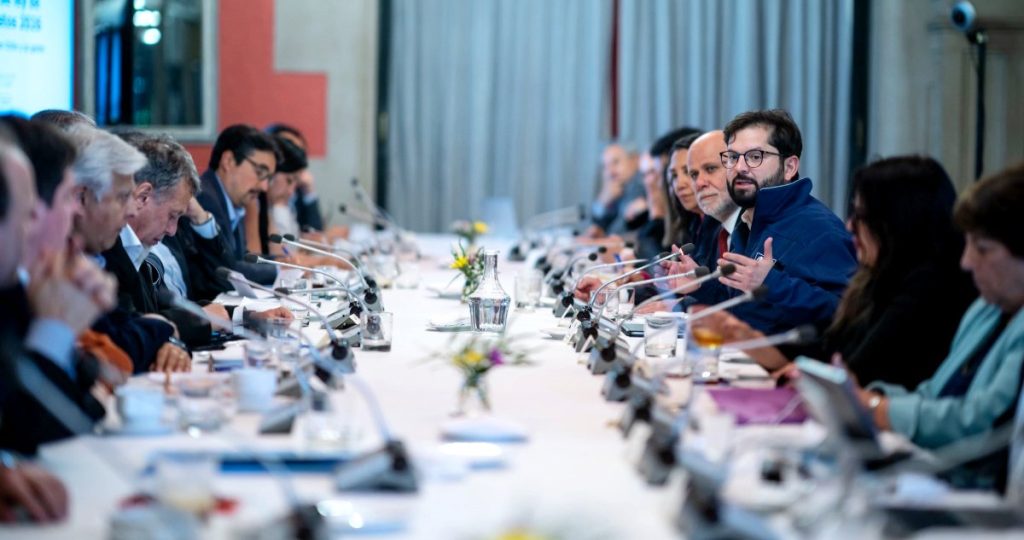 Presupuesto 2026: Prioridades Sociales Frente al Congreso