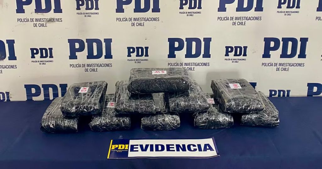 Cinco peruanos detenidos en Arica por tráfico de ketamina