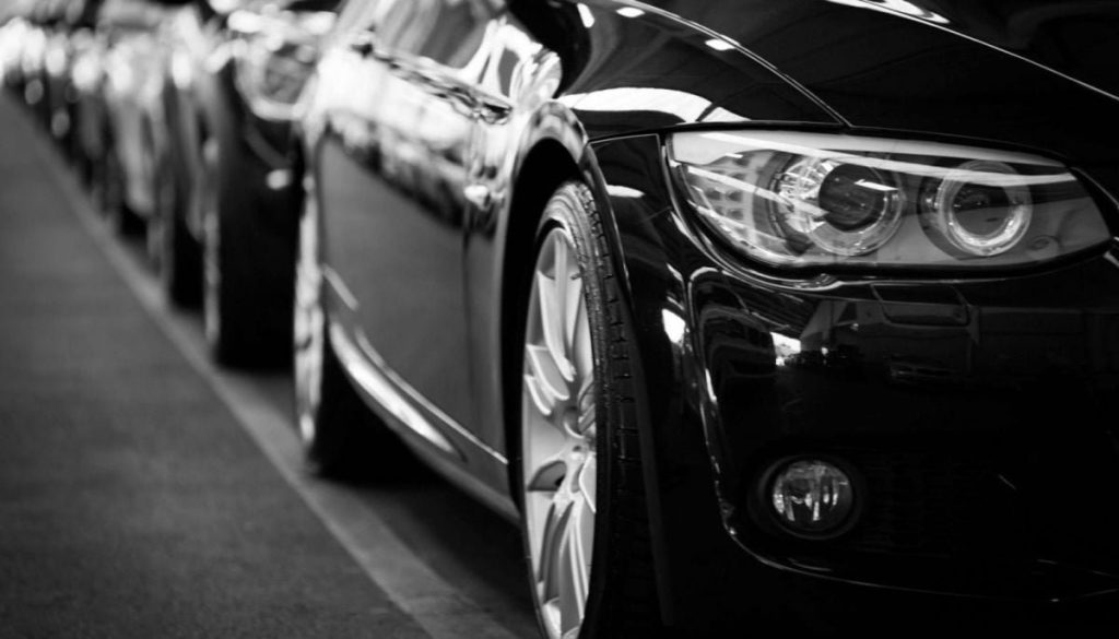 Remate de autos incautados en Punta Arenas: un desafío a las carreras ilegales.