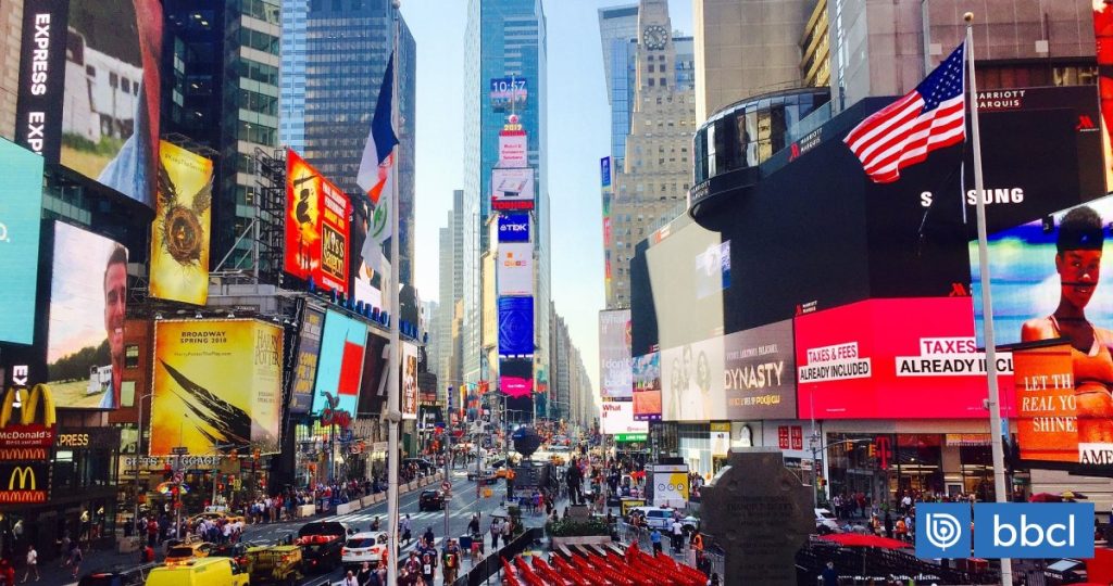 Revisión laboral en EE.UU. revela 911 mil empleos perdidos