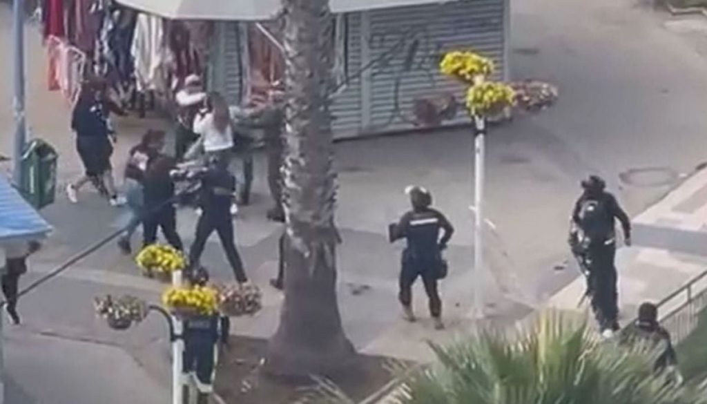 Enfrentamientos en Viña del Mar tras decomiso de alcohol ilegal