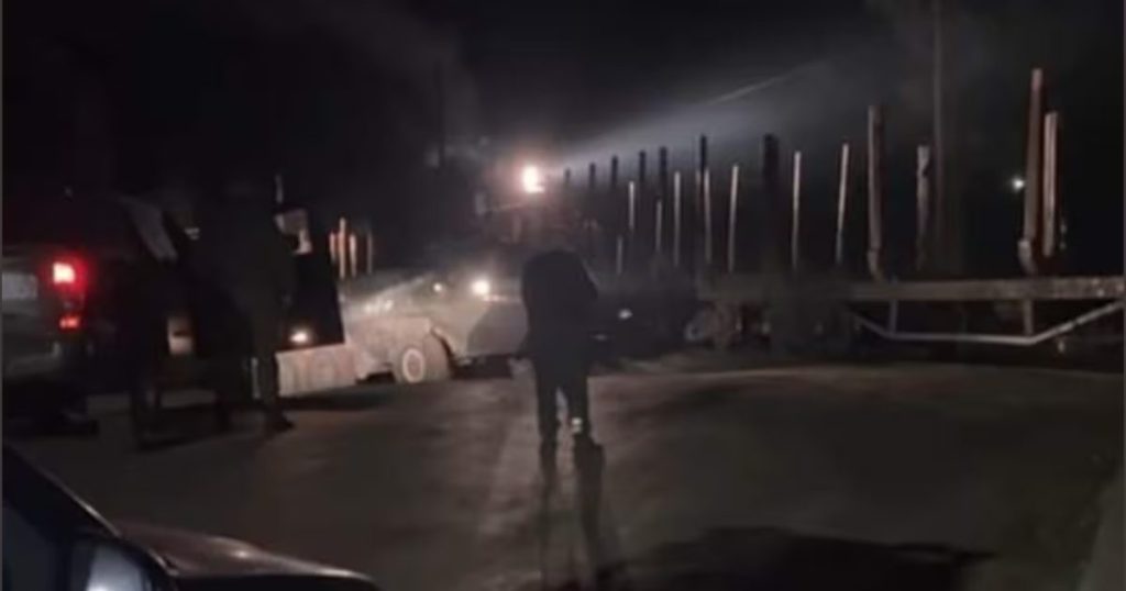 Ataque Incendiario Causa Caos en Ruta 5 Sur de La Araucanía