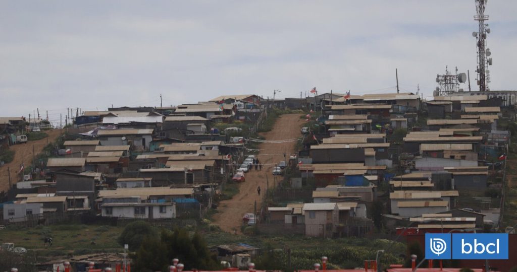 Chile requiere US$1.600 millones para erradicar campamentos en el país.