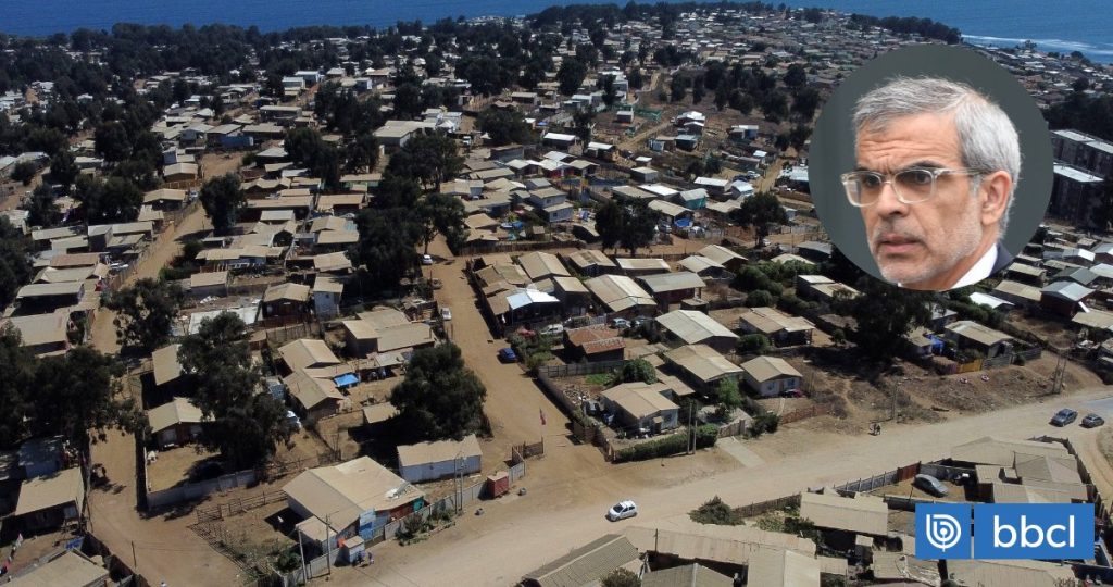 Tensión por desalojo en San Antonio: Gobierno enfrenta presión.