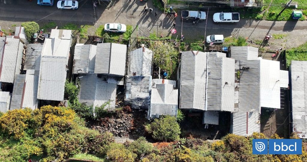 Deslizamiento en Puerto Montt deja viviendas en estado inhabitable