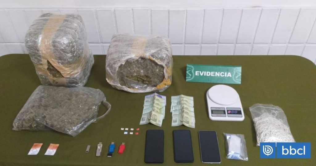Detienen a sujeto con gran cargamento de marihuana en Santiago