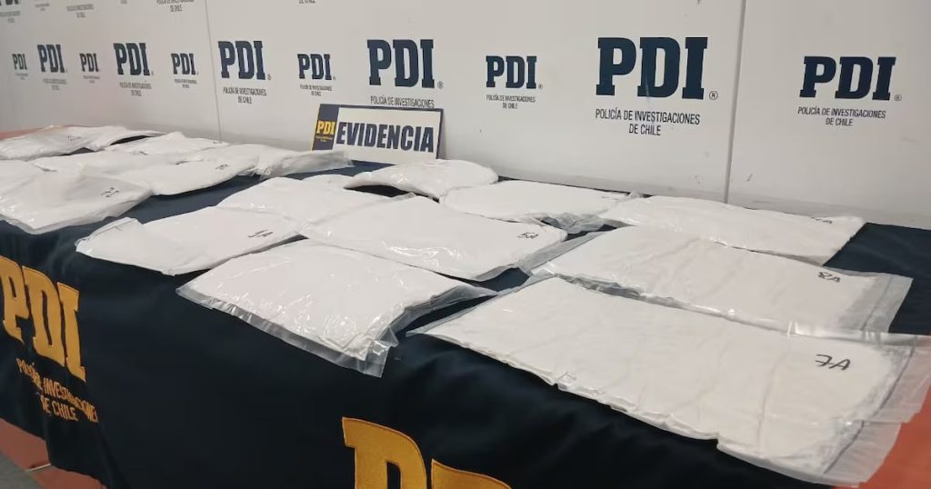 Detienen a colombianos con 6 kilos de ketamina en Santiago.