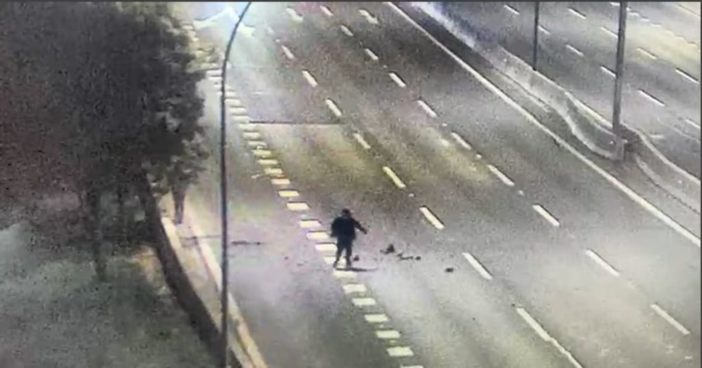 Detención tras violento robo en la autopista General Velásquez.