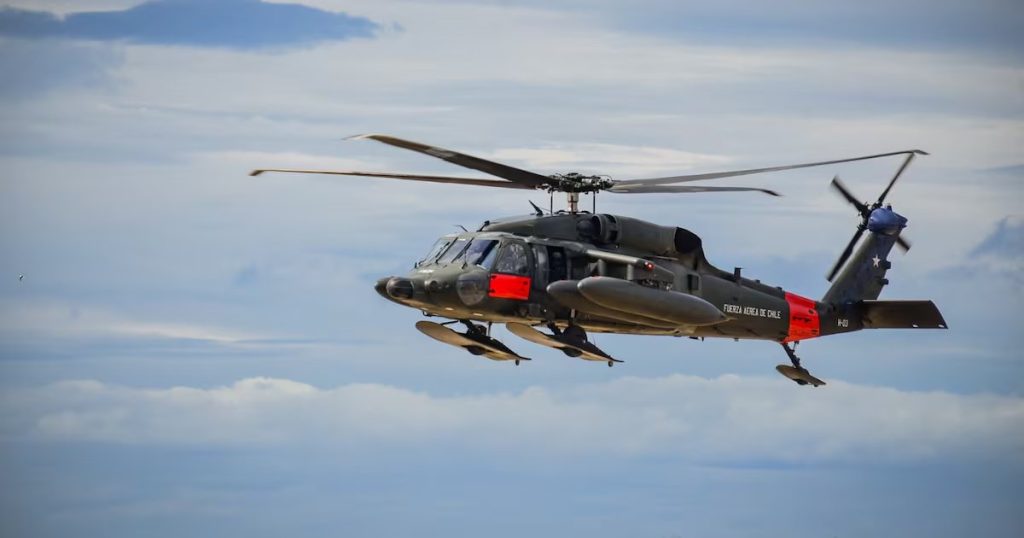 Rescatan helicóptero en Campos de Hielo Sur: tres sobrevivientes.