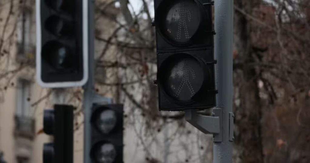 Corte de luz masivo afecta a la Región Metropolitana por fallas