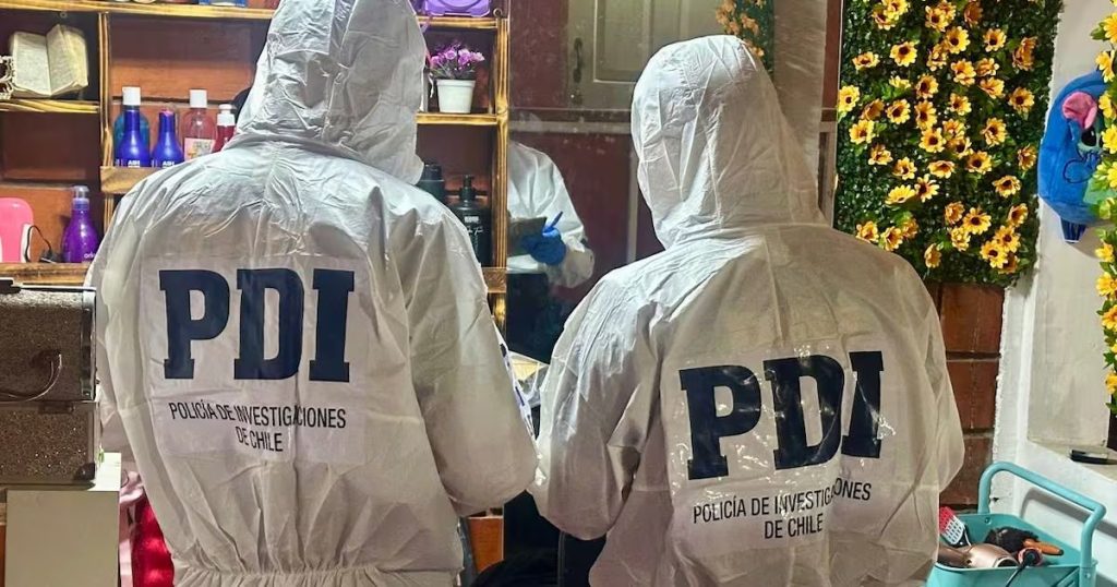 Impactante homicidio en Arica: hallan a mujer muerta en su hogar.