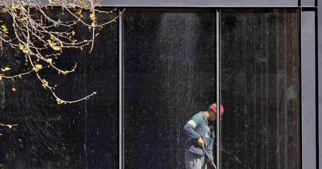 Impacto de la Ley de 40 Horas en Empresas Chilenas