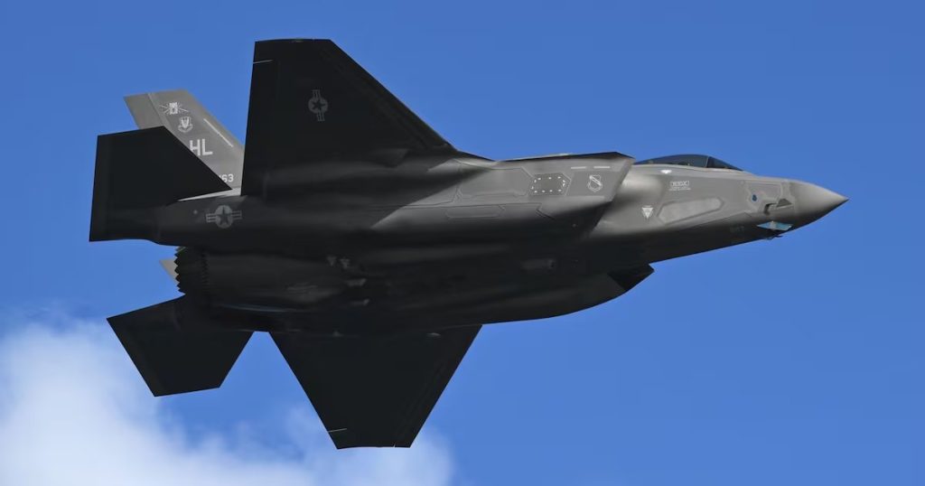 Tensión Aérea en el Caribe: Venezuela y EE.UU. al Borde del Conflicto