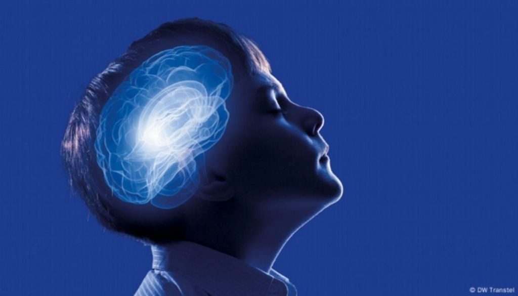 Desigualdad social afecta el cerebro infantil y su salud mental