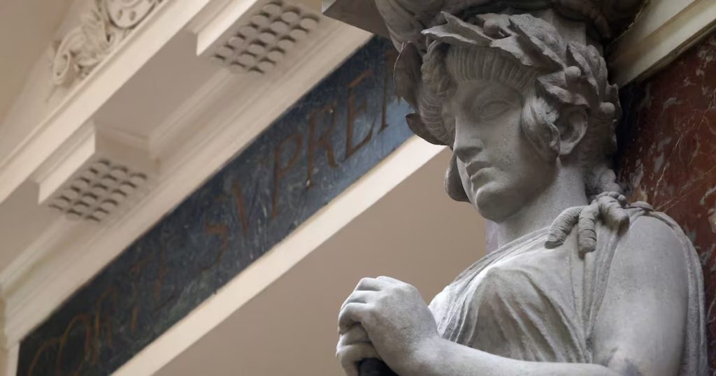 Multa a Kentucky Foods Chile por incumplir licencia de amamantamiento