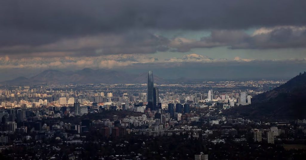 Chile enfrenta desafíos para cerrar la brecha del PIB per cápita