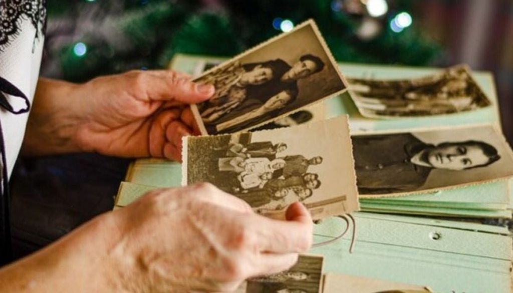 ¿Las emociones transforman recuerdos en momentos eternos?