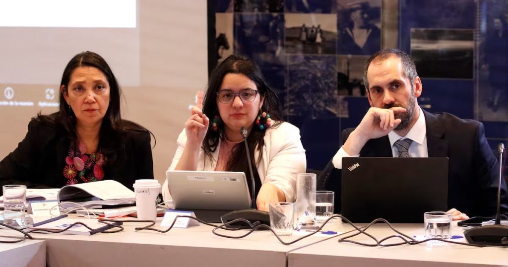 Programas Sociales y Educativos Enfrentan Presupuesto Cero en 2026