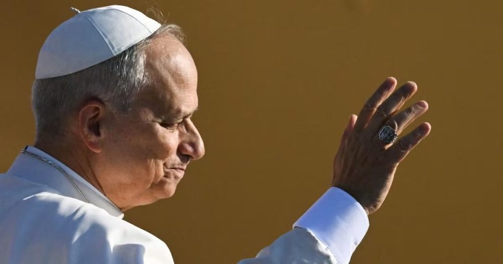 Diputados de la UDI piden intervención del Papa por recortes educativos