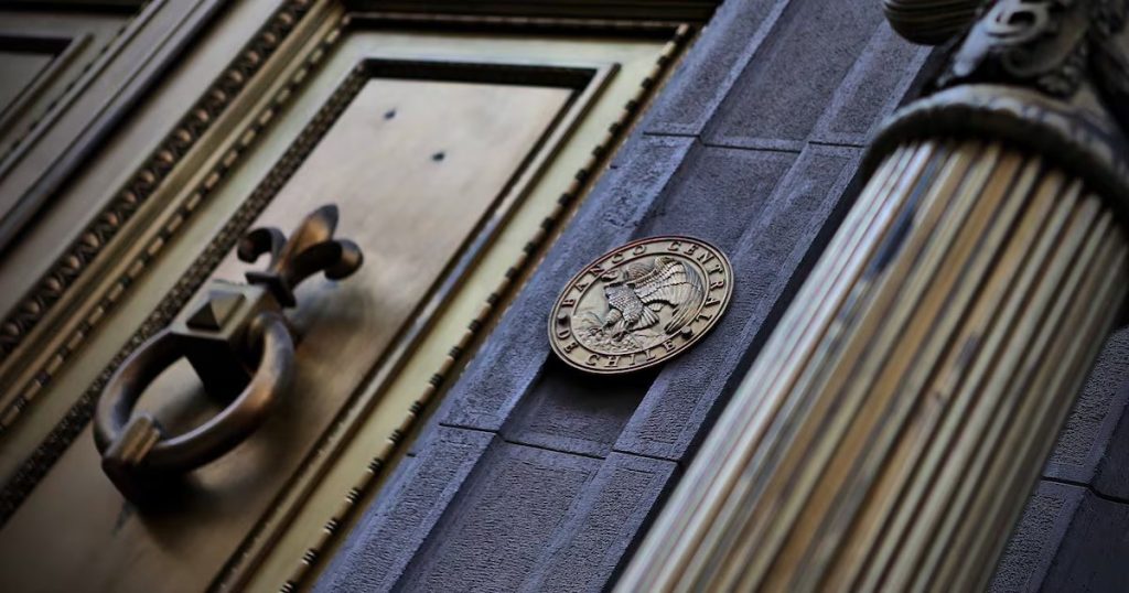 Economía Chilena: Ajustes en Proyecciones de Crecimiento e Inflación